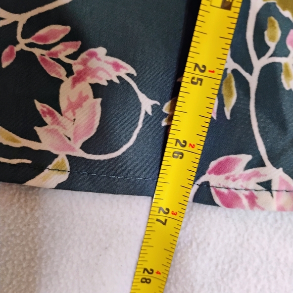 Lulu's Floral Blouse in Pink and Green - Picture 7 of 7